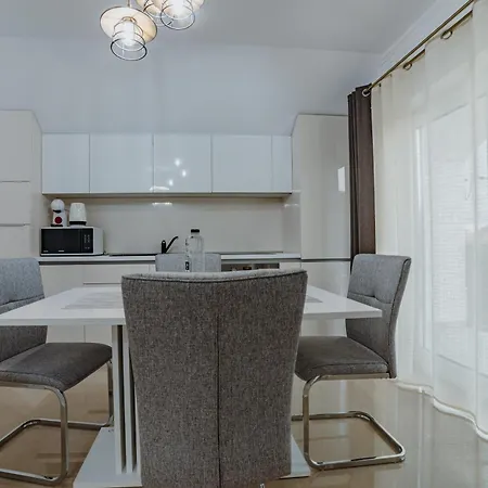 Apartment Russo Risnov