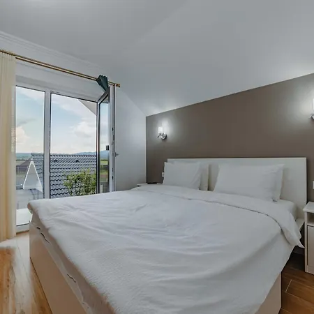 Russo Apartment *